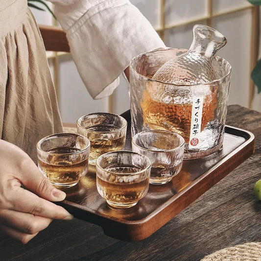 🍶 Japanese Glass Bar Set – Elegant Sake & Cocktail Glassware