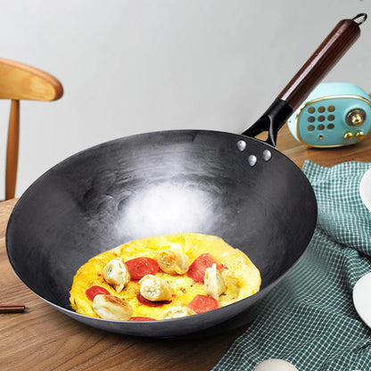 🔥 Hoge temperatuur gesmeed ijzeren wok – Duurzaam, antiaanbak en direct klaar voor gebruik! 🍳✨