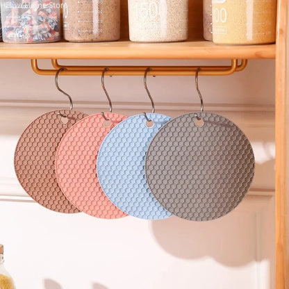 🔥 Thickened Honeycomb Silicone Insulation Pad – Modern, Safe & Multi-Purpose! 🍵✨