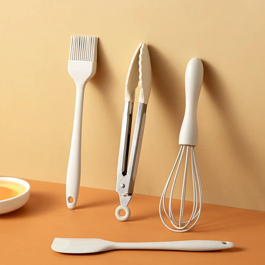 🍳 Food Grade Silicone Mini Baking Tool 4-Piece Set – Mix, Brush & Clip with Ease! 🥄✨