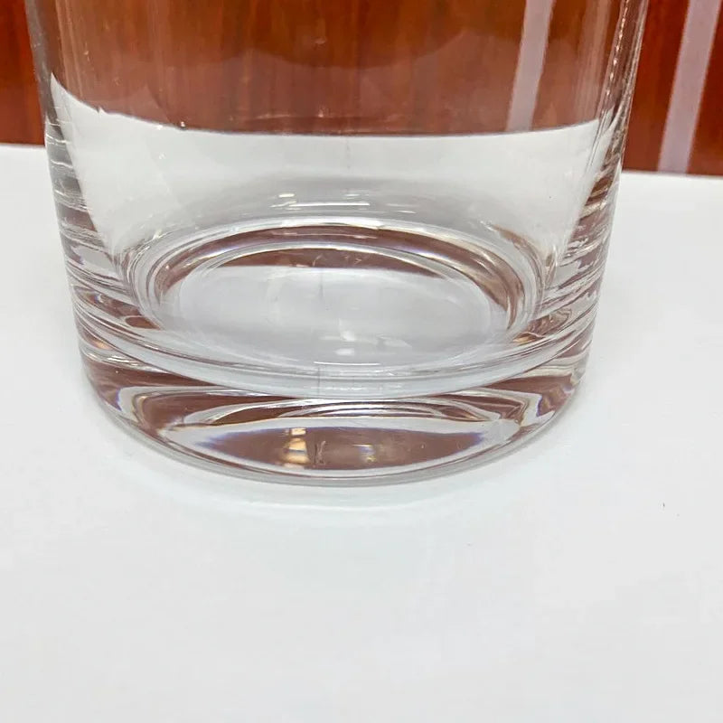 🥃 Cigar Glass – Drink & Smoke in One Hand