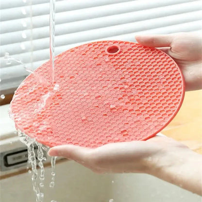 🔥 Thickened Honeycomb Silicone Insulation Pad – Modern, Safe & Multi-Purpose! 🍵✨