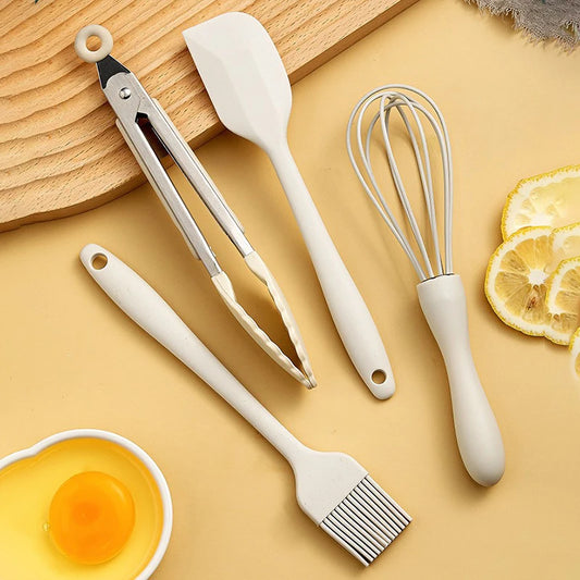 🍳 Food Grade Silicone Mini Baking Tool 4-Piece Set – Mix, Brush & Clip with Ease! 🥄✨